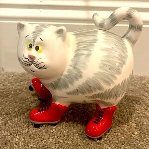 Fitz & Floyd Gift Gallery roller skating Ceramic Gray tabby Cat Bank red skates